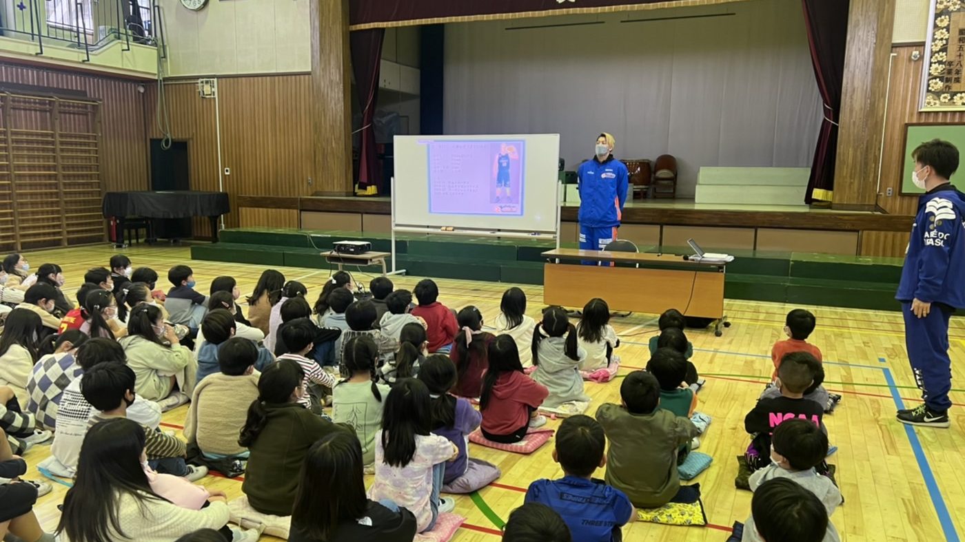 坂井レオ選手 立川市立第三小学校を訪問